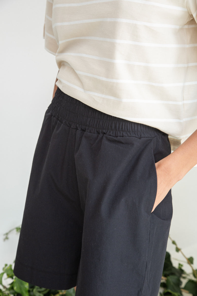 Gilma-Jane Organic Cotton Short in Black
