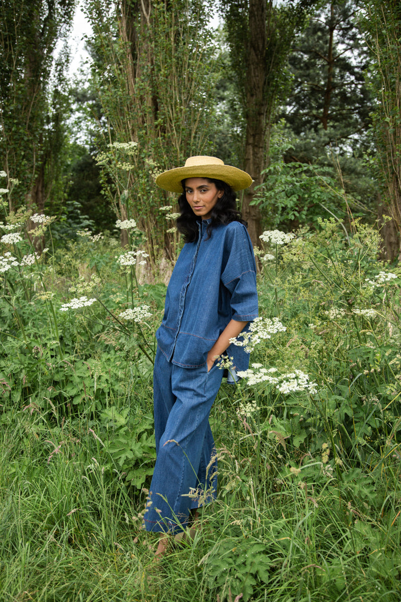 Lissie-Leigh Organic Cotton Denim Shirt in Mid Blue