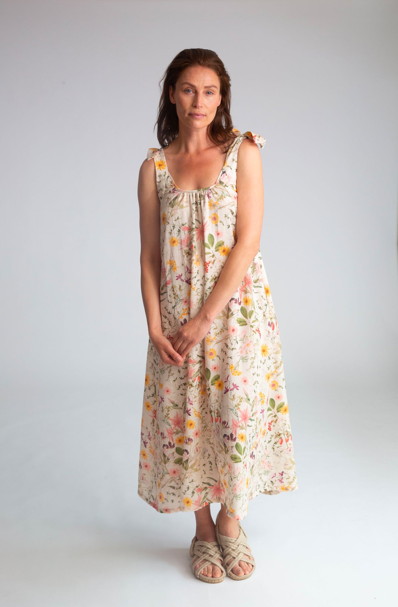 Coral-Paige Tencel Dress in Floral Print Size XS Preloved
