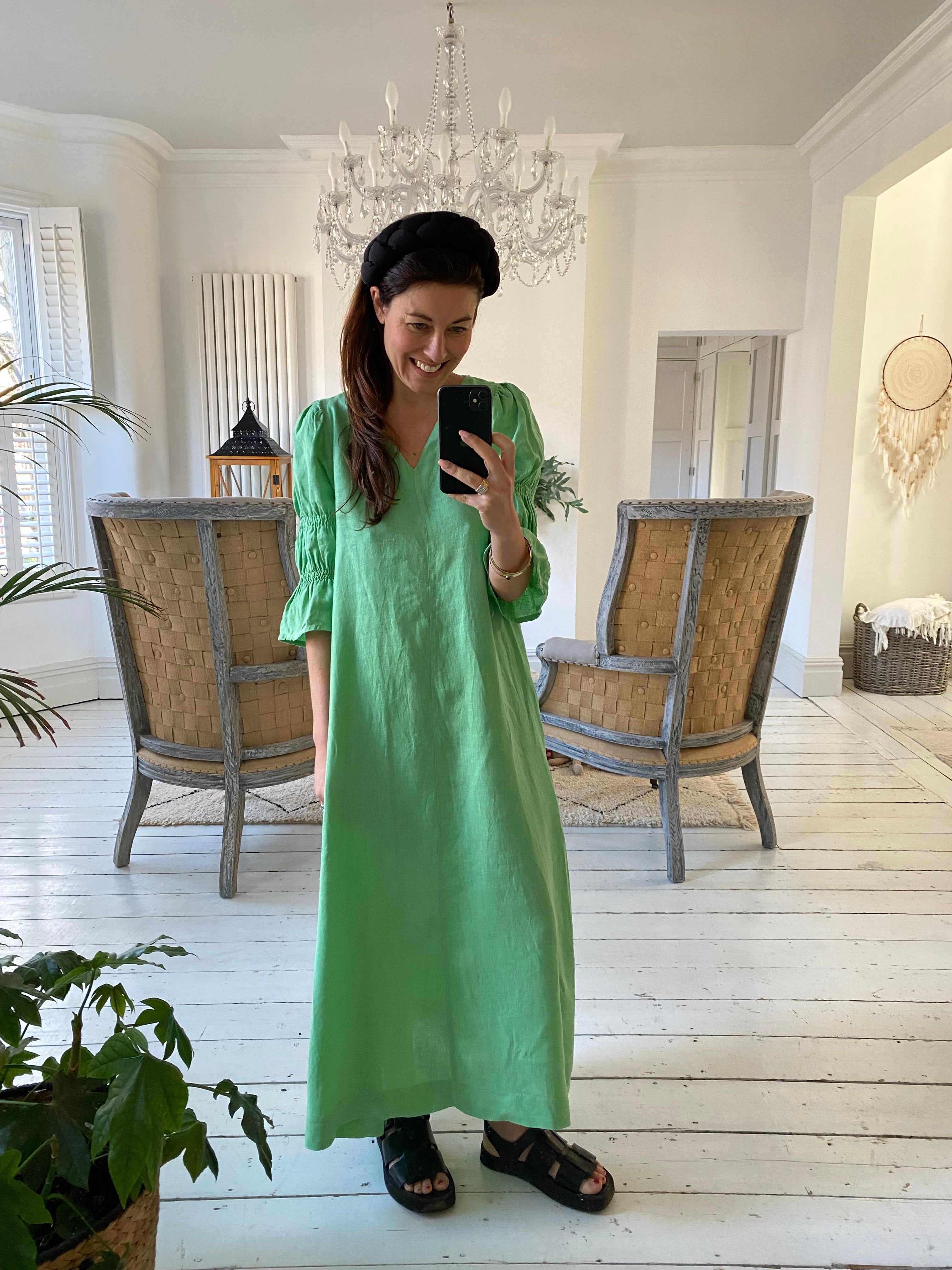 Nerissa Linen Dress in Apple