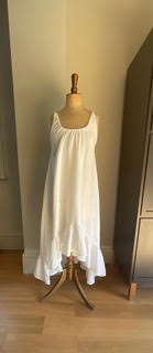 Belmira Dress in White Size M