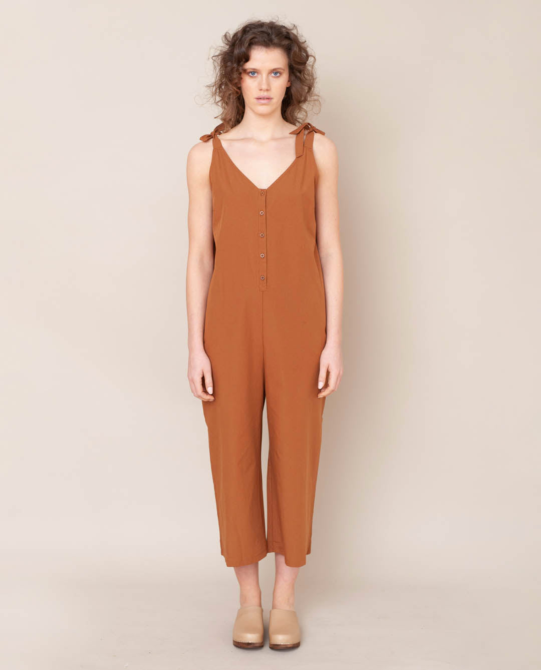 Penelope Organic Cotton Jumpsuit In Coffee