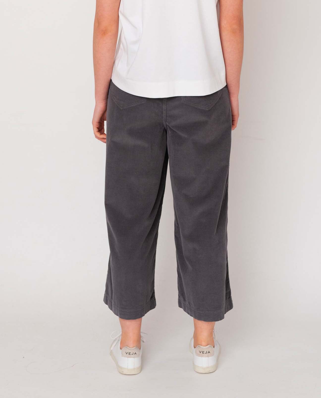 Tracey Organic Cotton Trouser In Slate