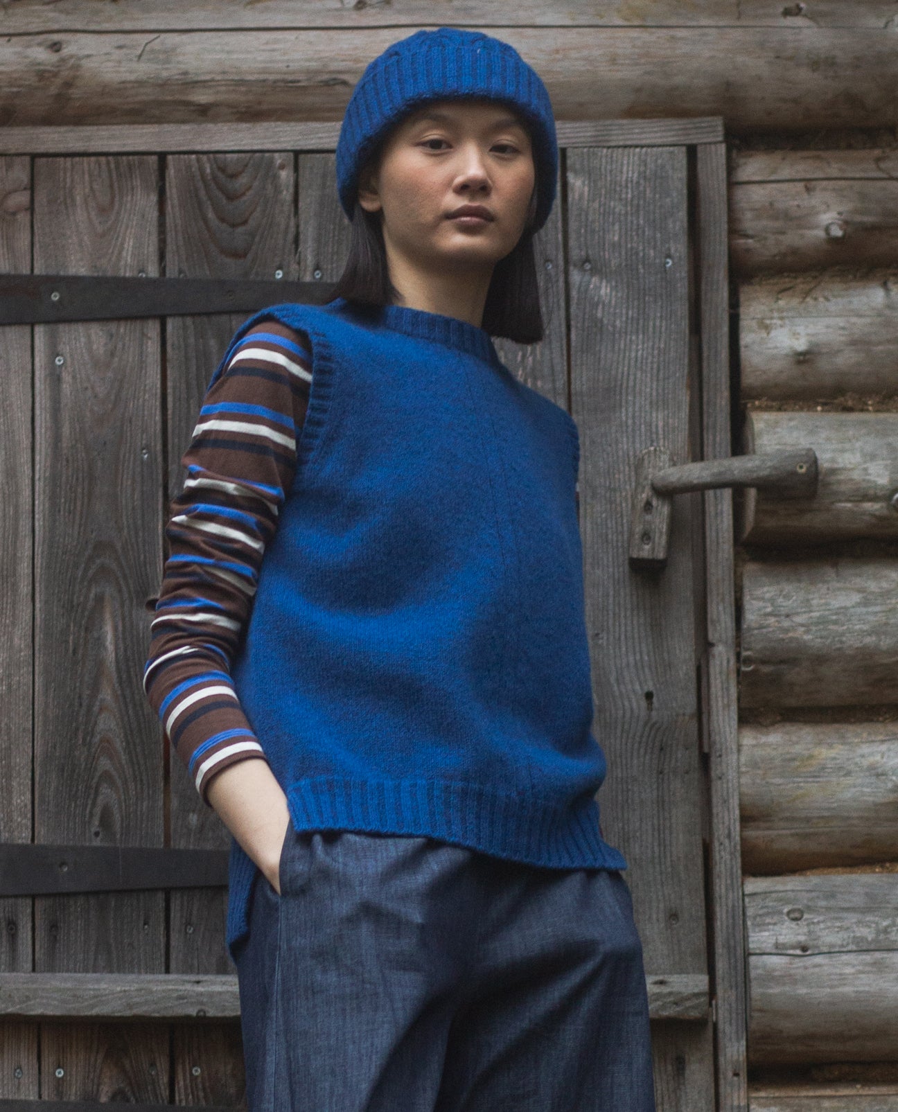 Niamh Lambswool Vest in Cobalt S Preloved
