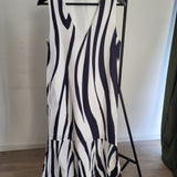 Madelyn-Paige Organic Cotton Dress in Off White & Navy Size M Preloved