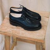 Kutsu Leather Shoe in Black