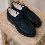 Kutsu Leather Shoe in Black