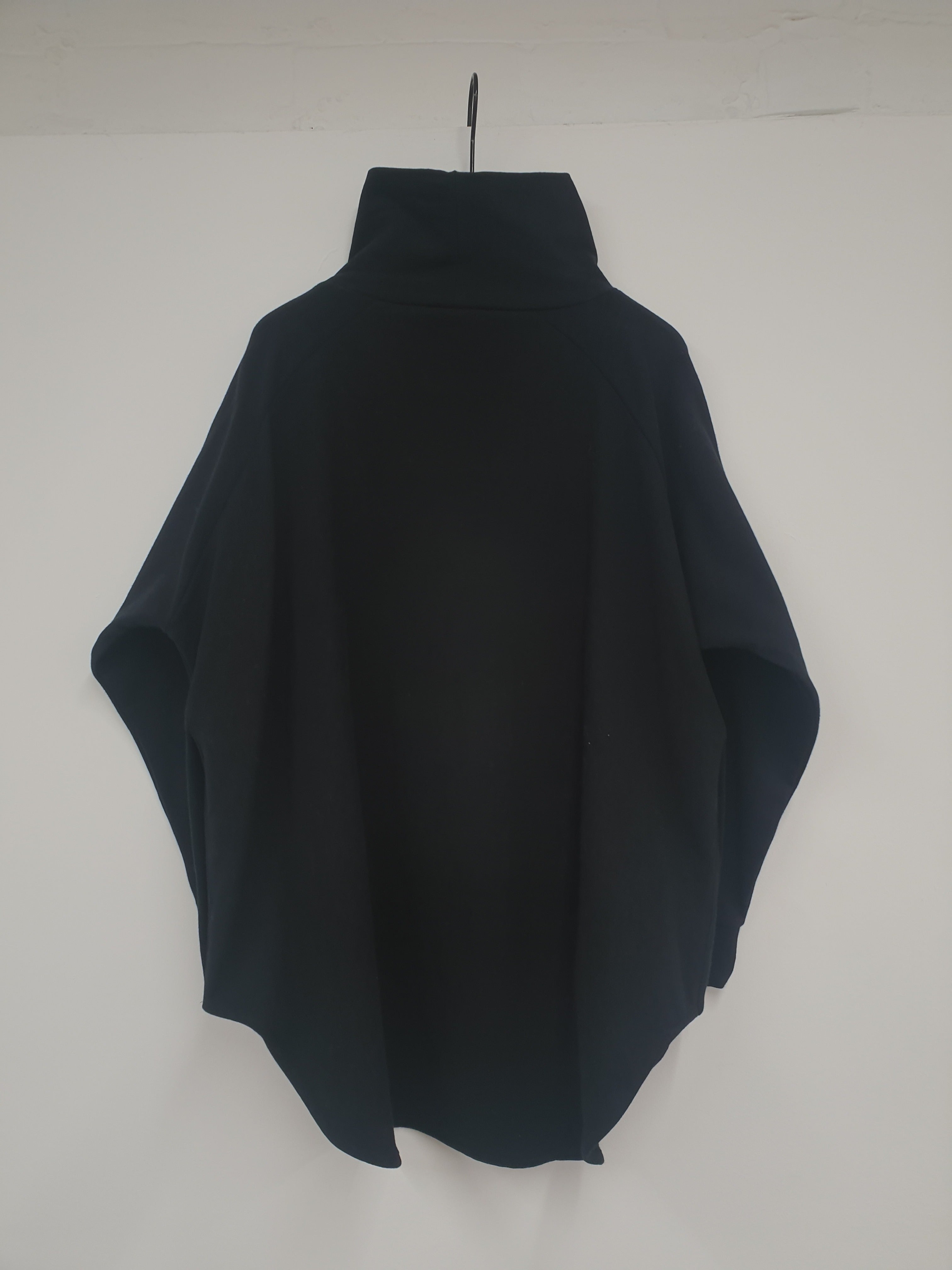 Nara Organic Cotton Felpe Sweatshirt in Black