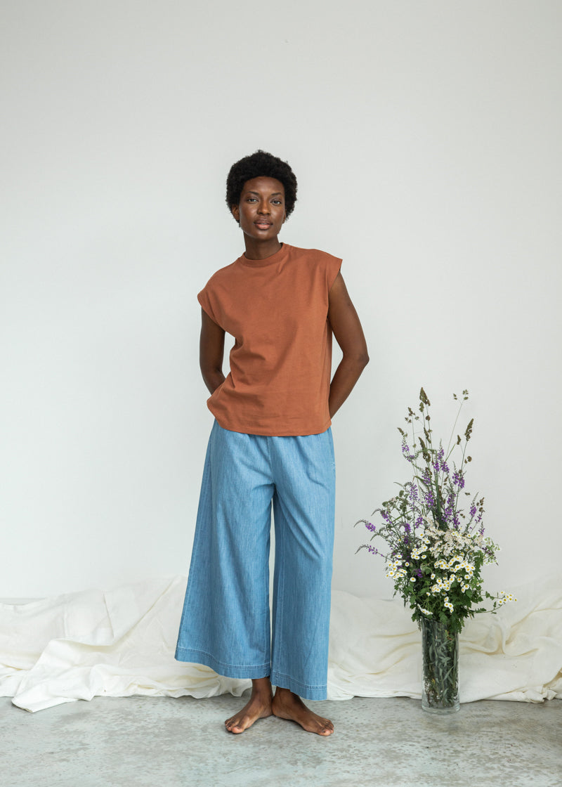 Aukai Organic Cotton Top in Russet