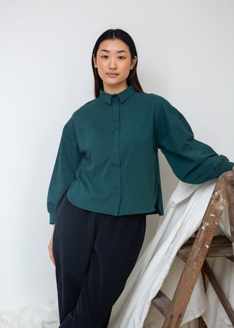 Konara Organic Cotton Jersey and Poplin Shirt in Pine