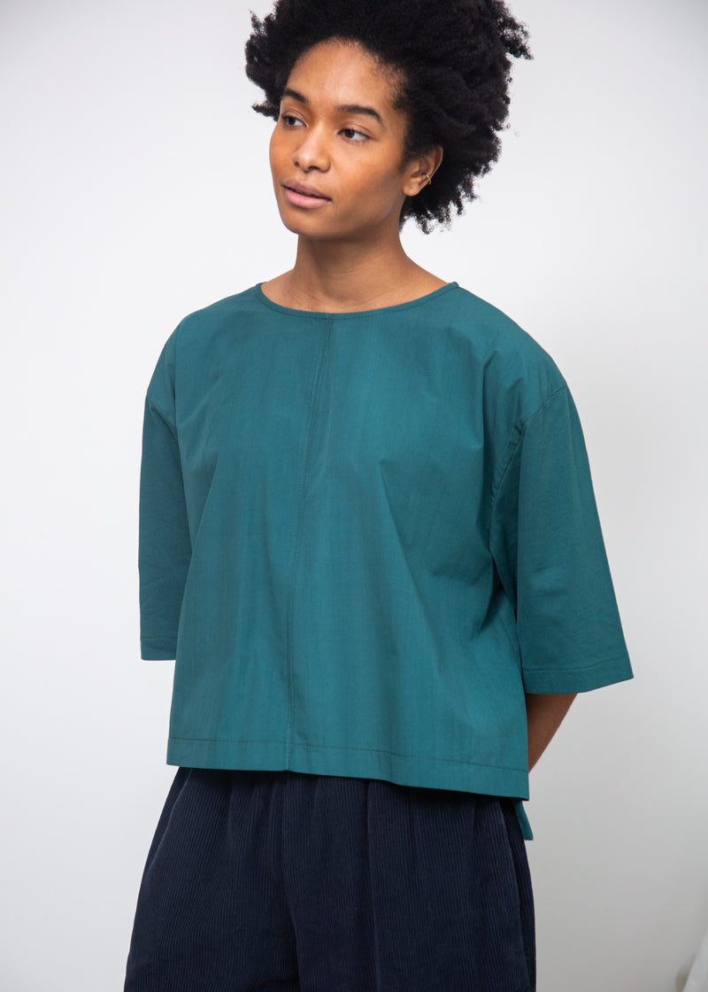 Shay Organic Cotton Jersey and Poplin Top in Pine