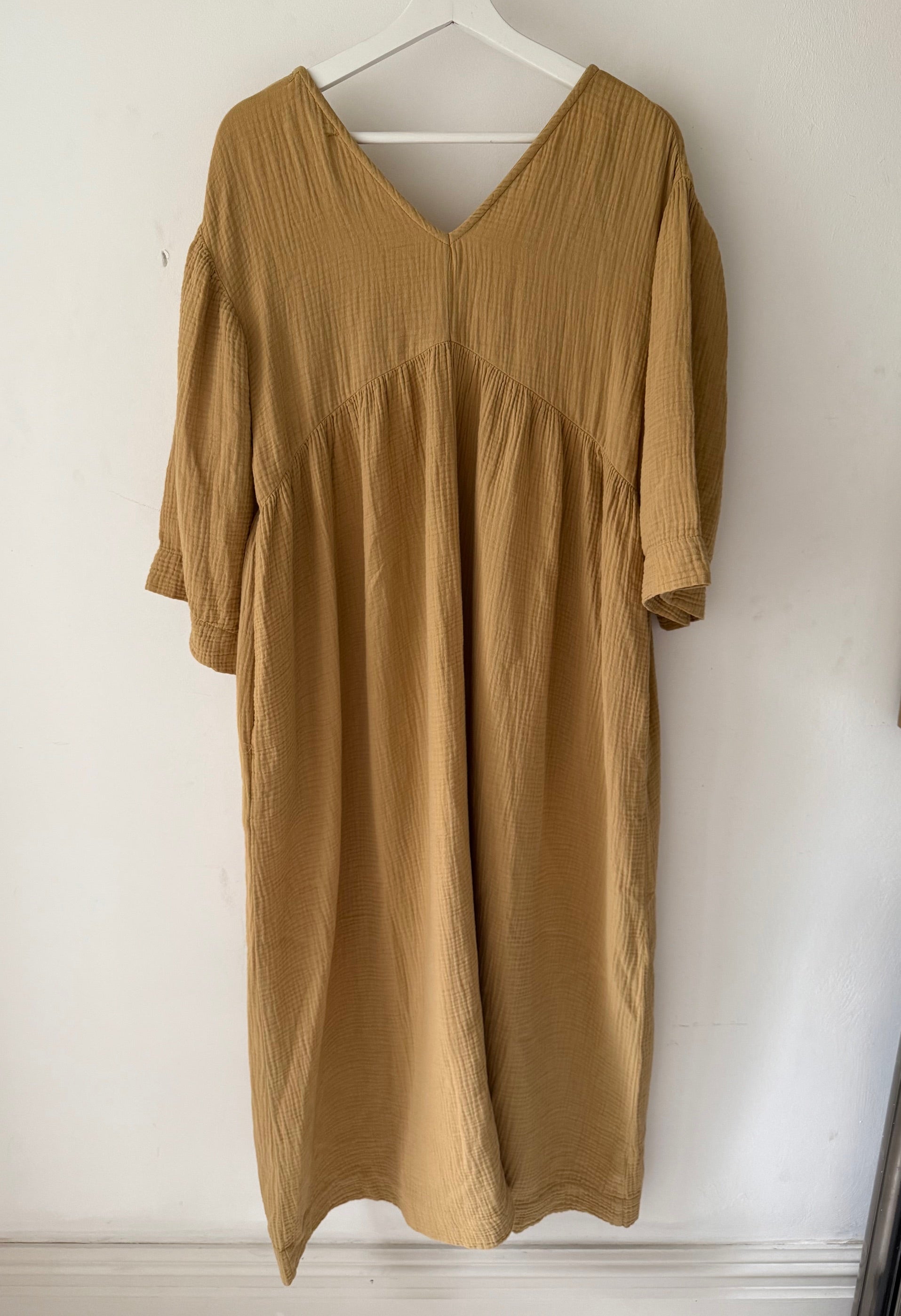 Fauna Organic Cotton Dress in Straw S Preloved