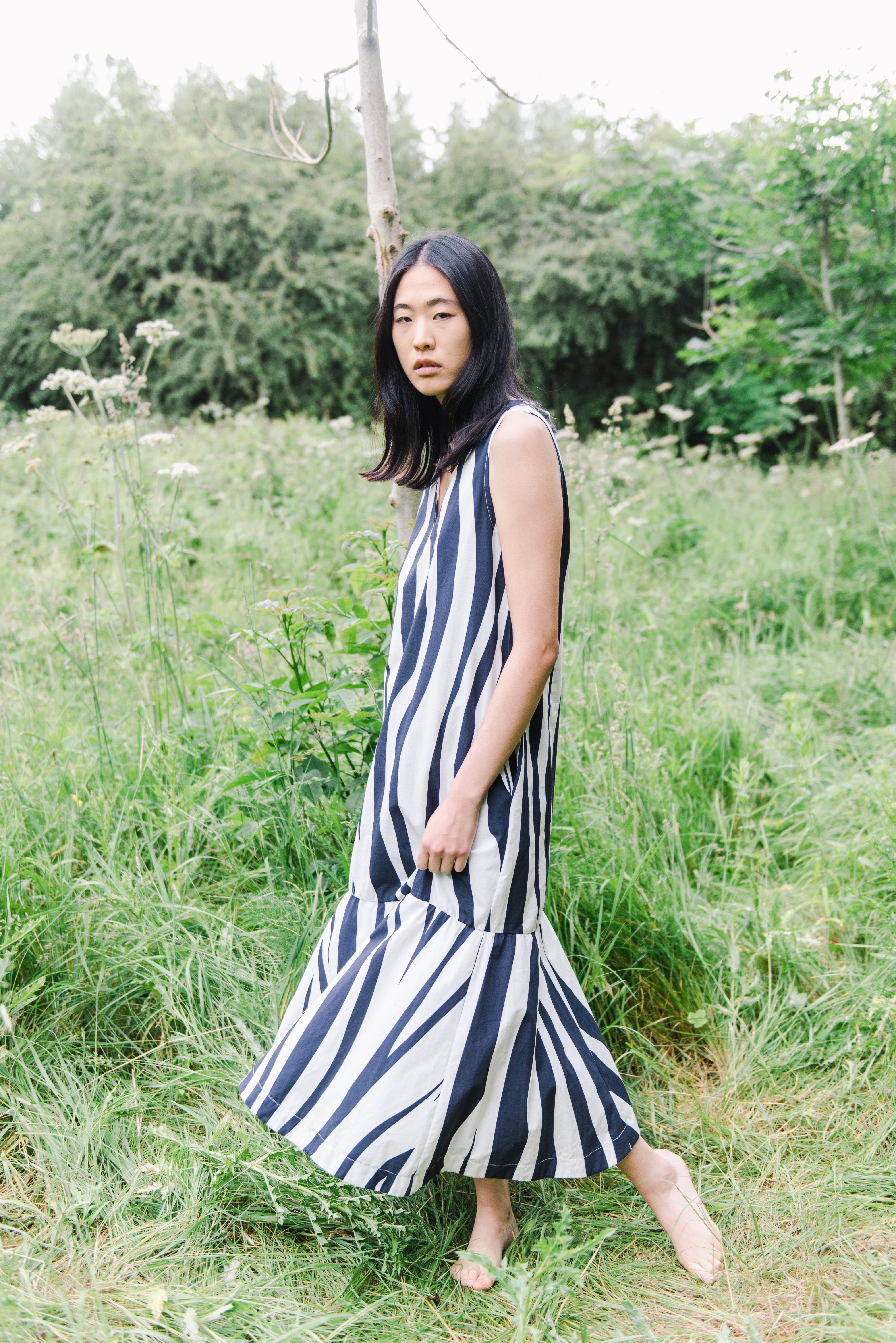 Madelyn-Paige Dress in Off White & Navy Size M