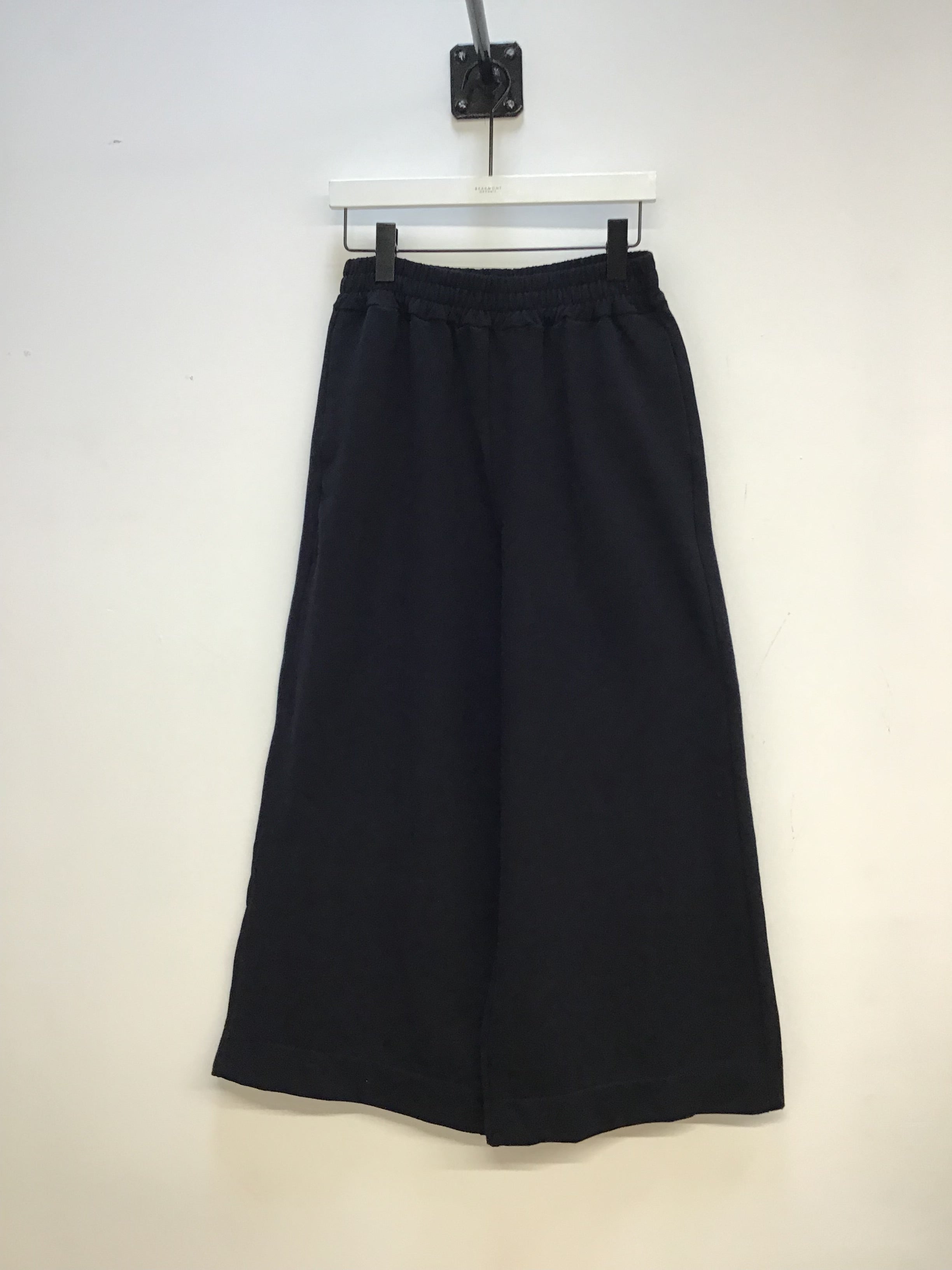Taya Organic Cotton Felpe Trousers in Black Sample