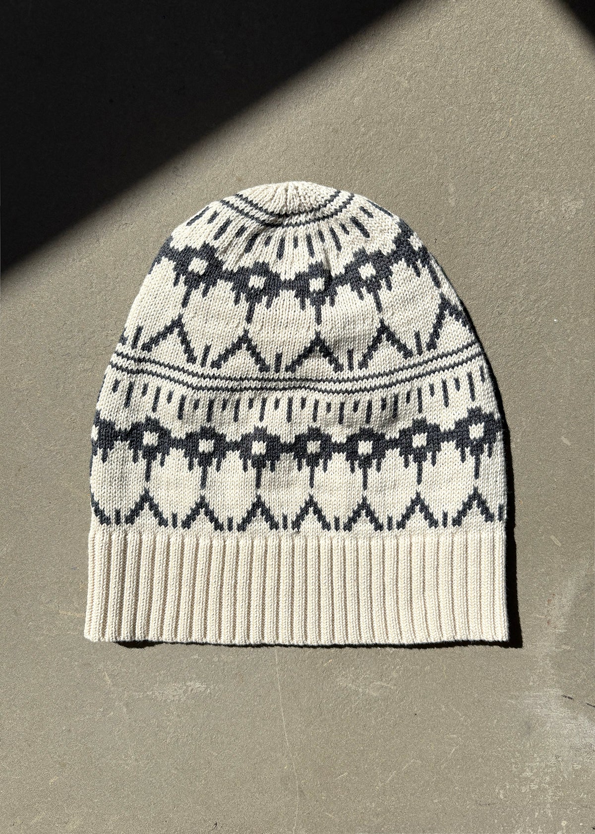 Evie-Sue Organic Cotton Knitted Hat in Ecru Marl