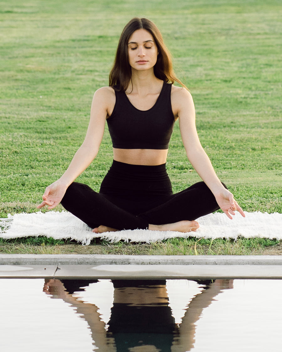 Lisa-Jane Organic Cotton Yoga Leggings In Black