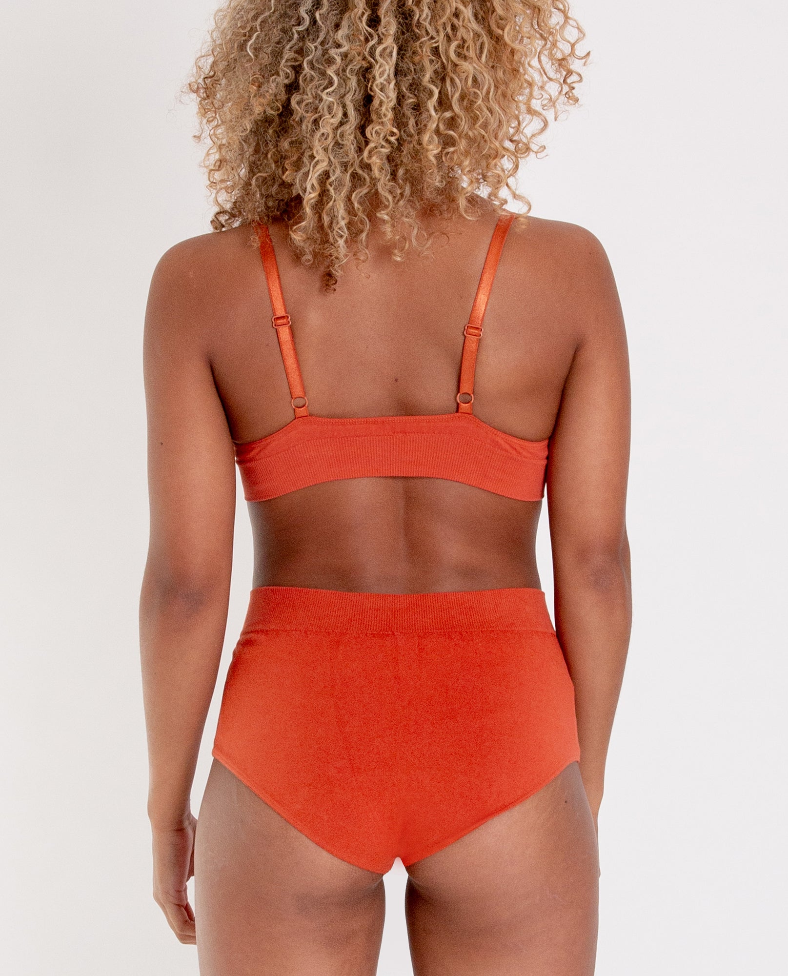 ENDIJA Organic Cotton High Waisted Knickers In Madder