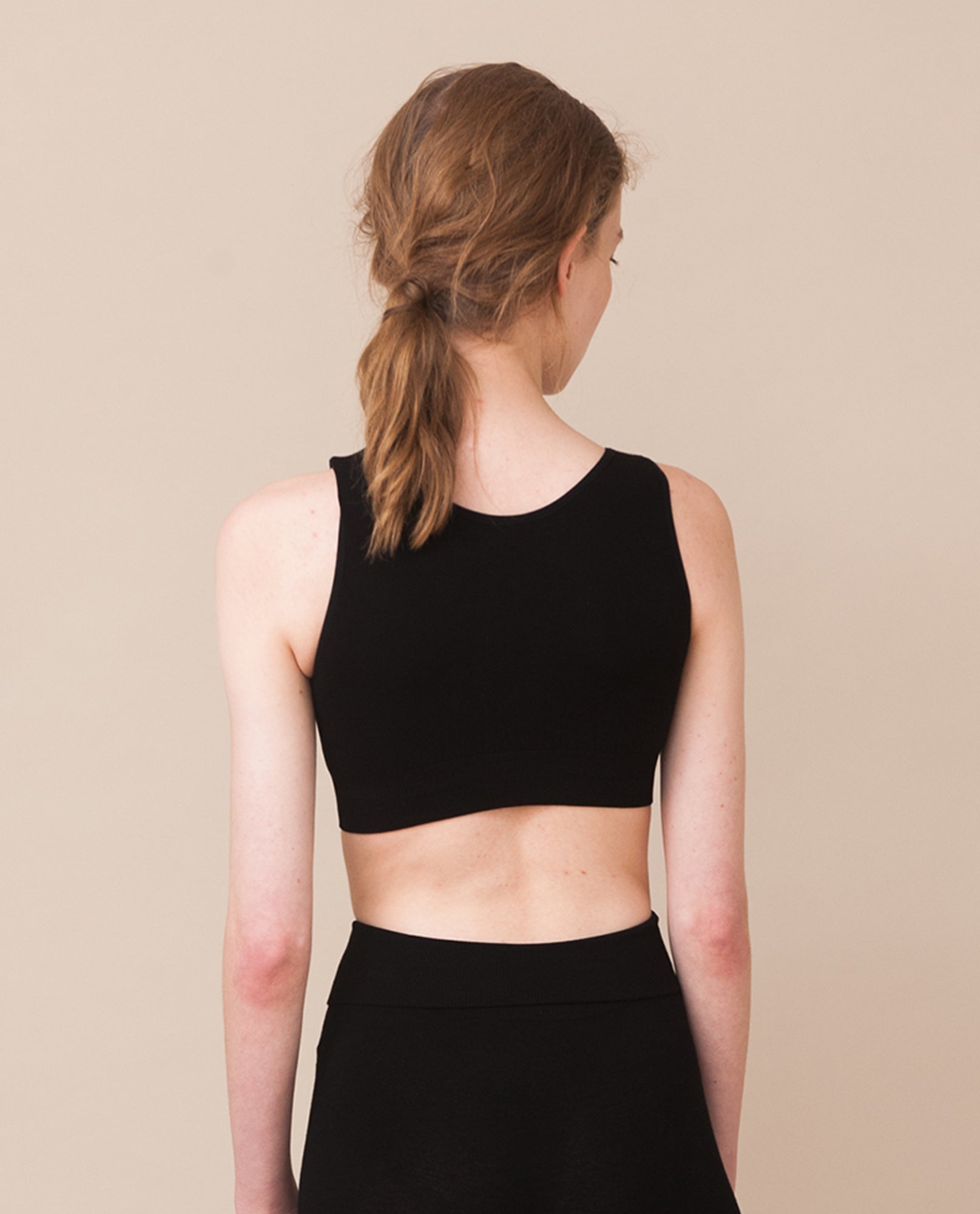 JO Bamboo Cropped Vest Top In Black