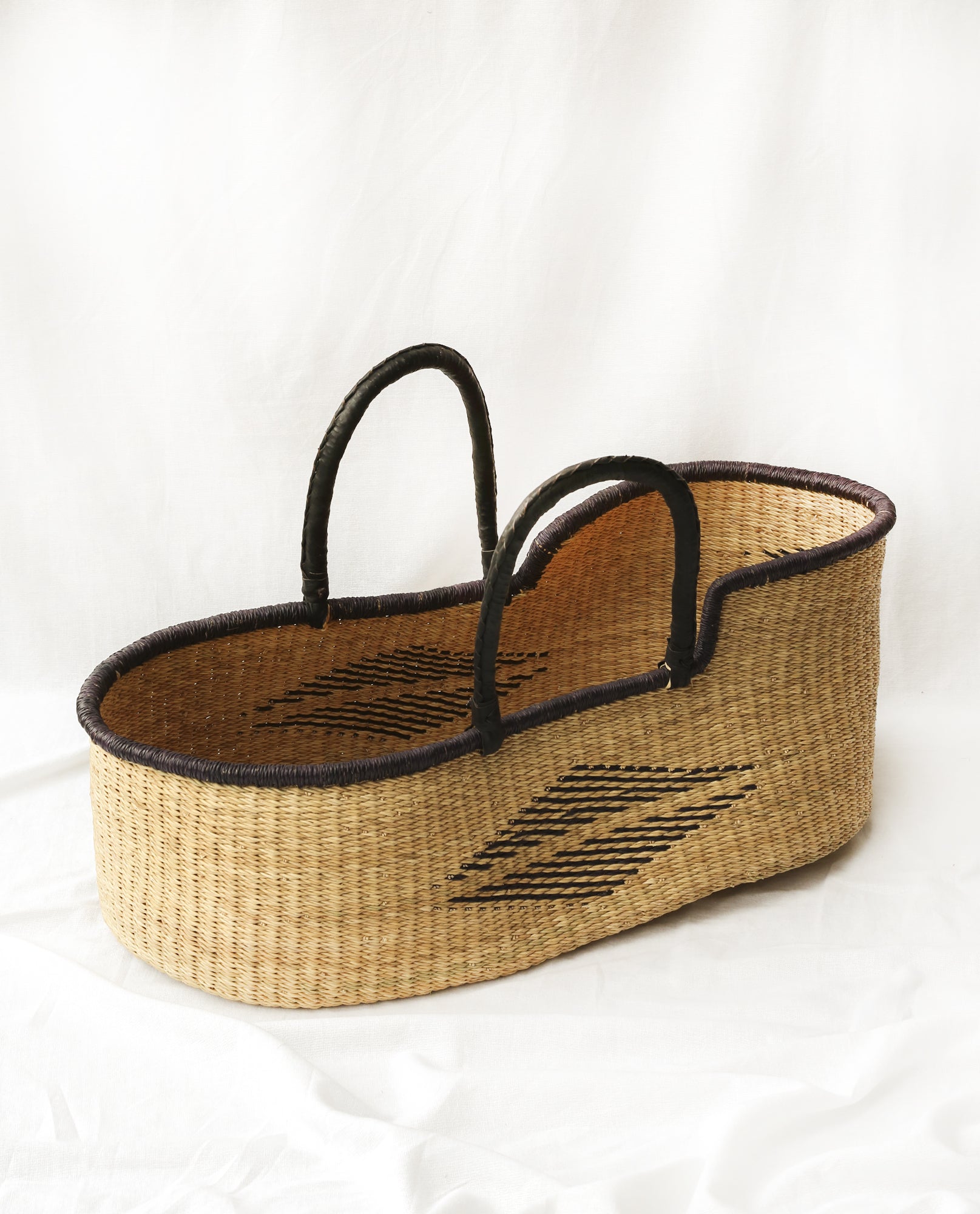 KOJO Handwoven Moses Basket with Leather Handles