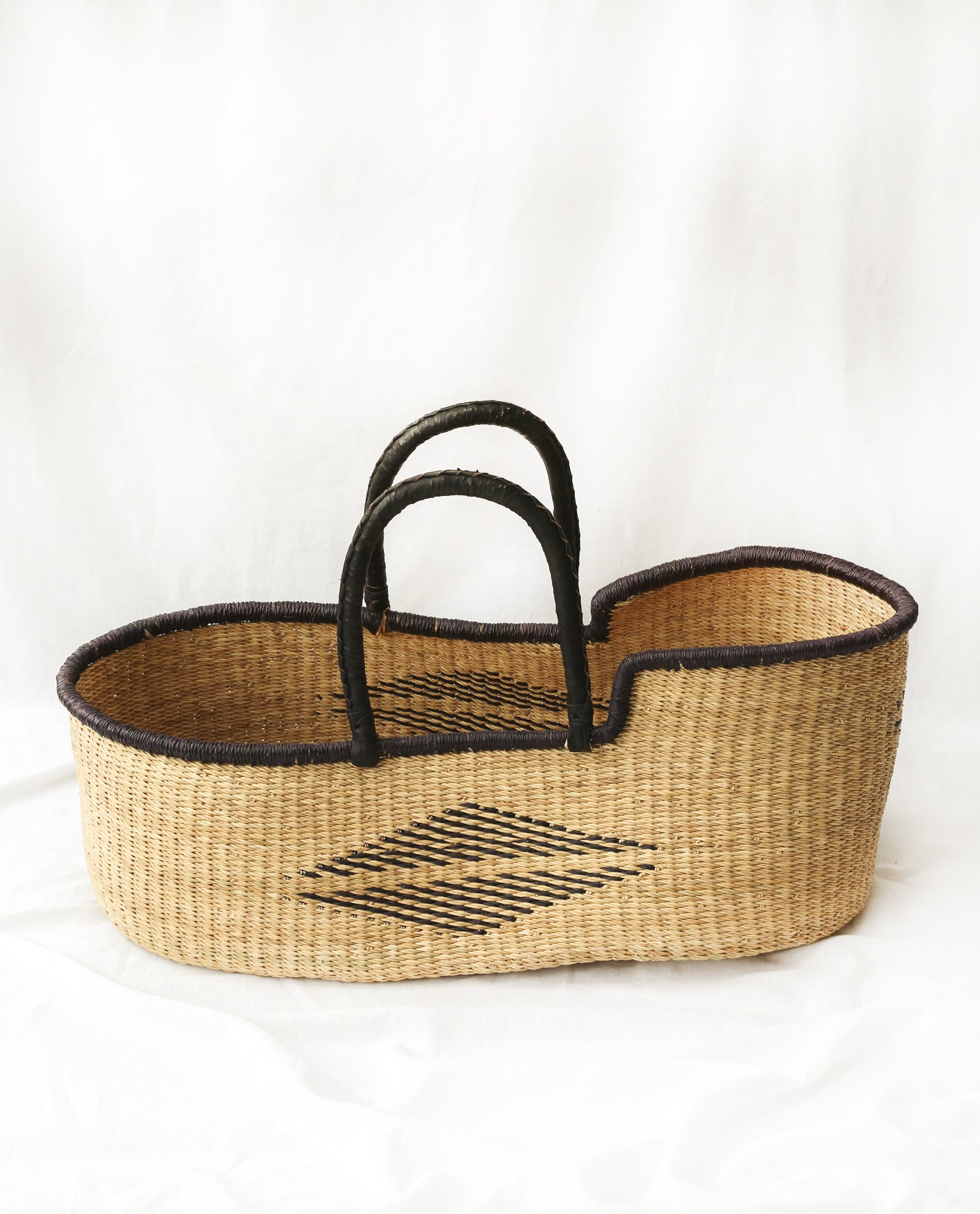 KOJO Handwoven Moses Basket with Leather Handles