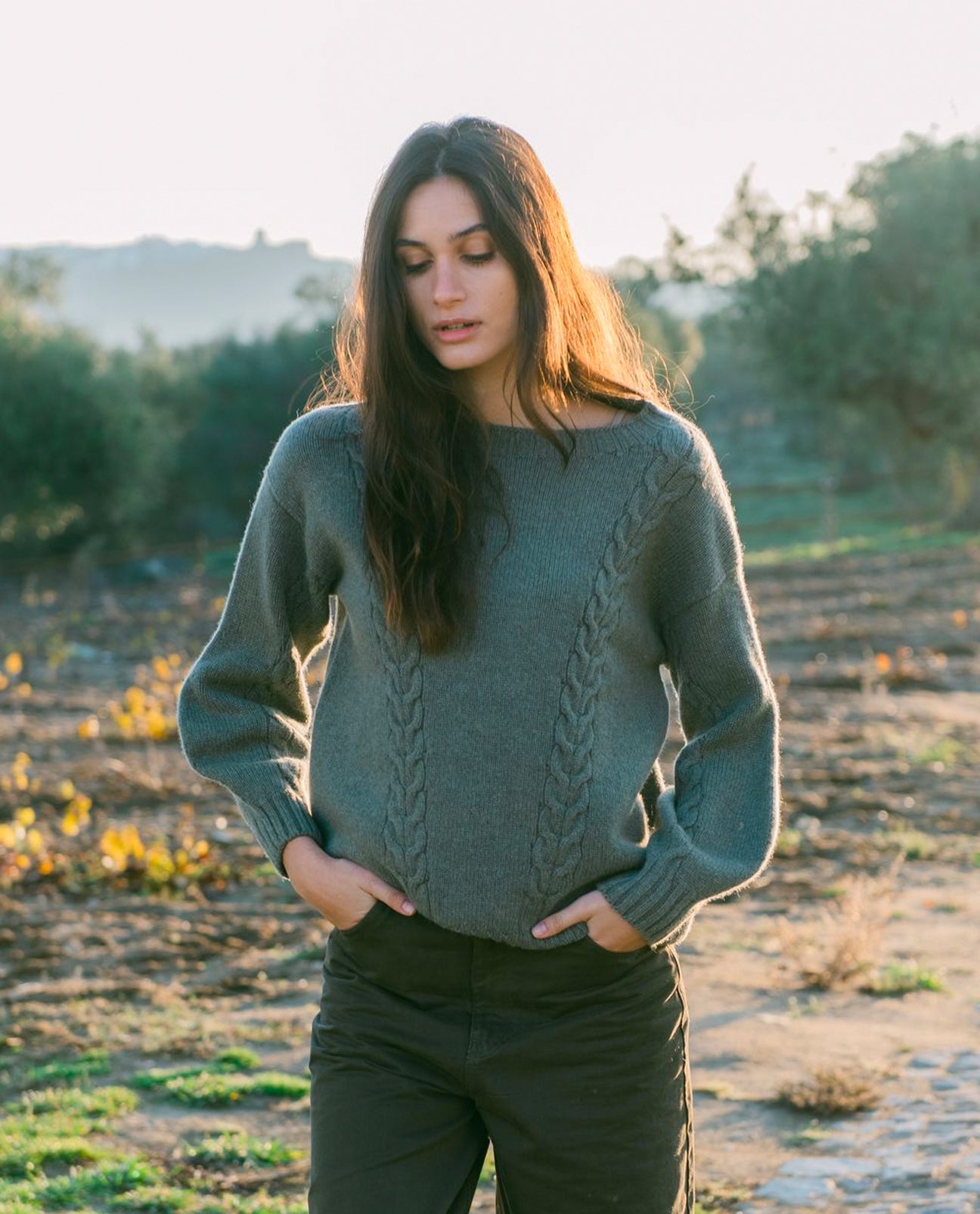 Aggie Lambswool Jumper In Moss