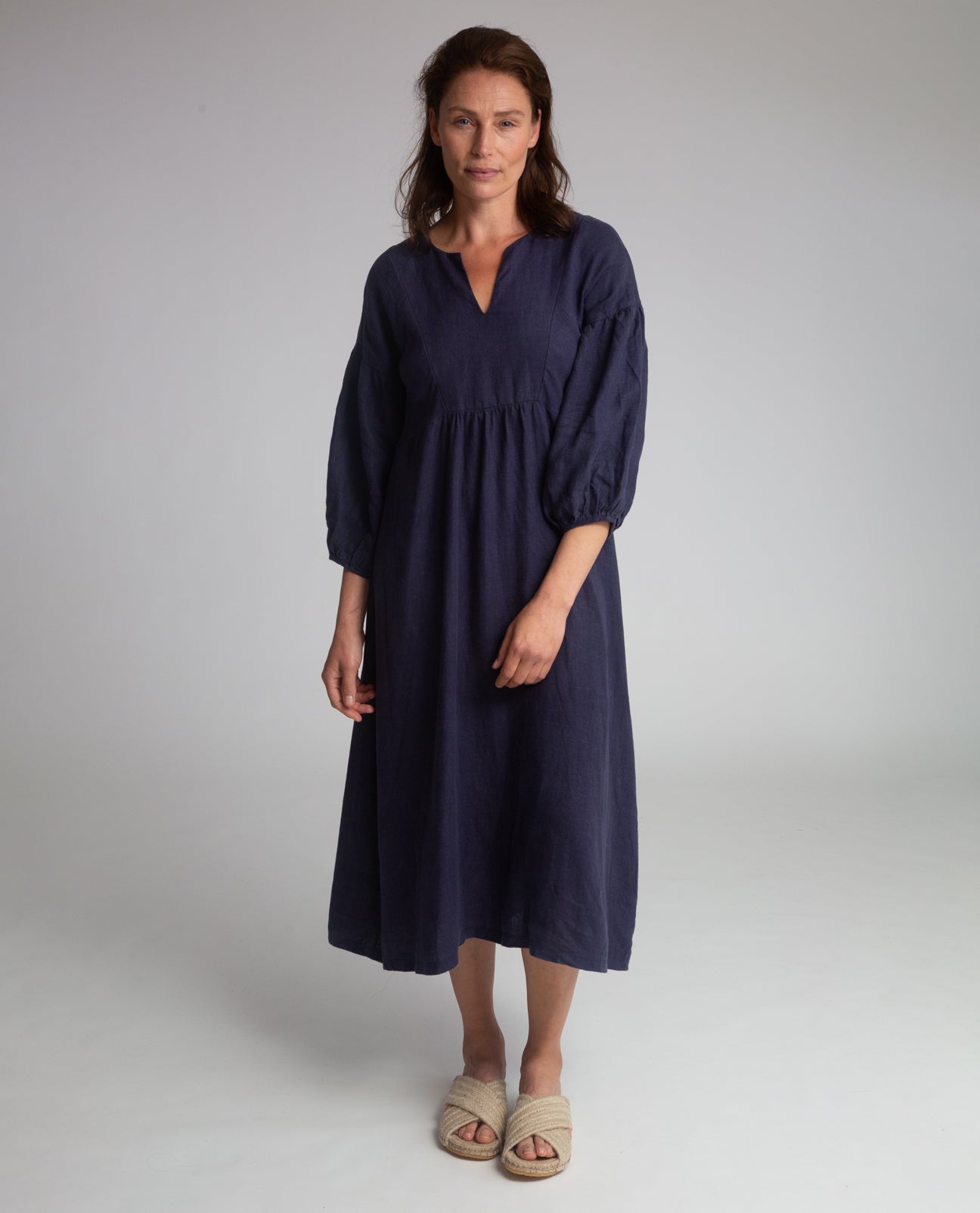 Andreia-May Linen Dress In Navy