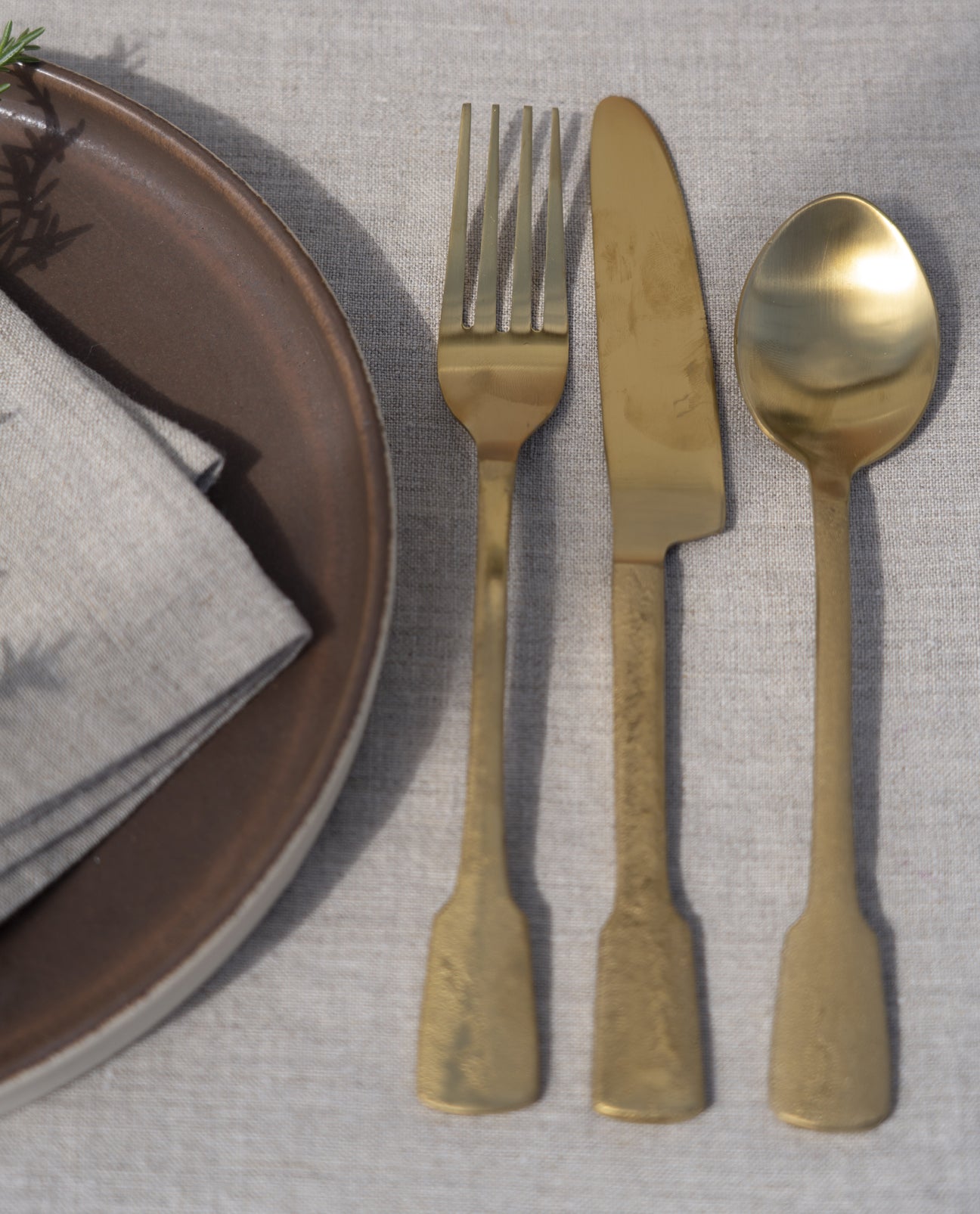 Veeta Cutlery in Gold