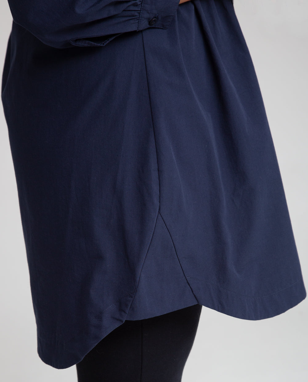 Edie Organic Cotton Shirt In Navy