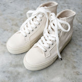 Garda High Top Trainer in Off White