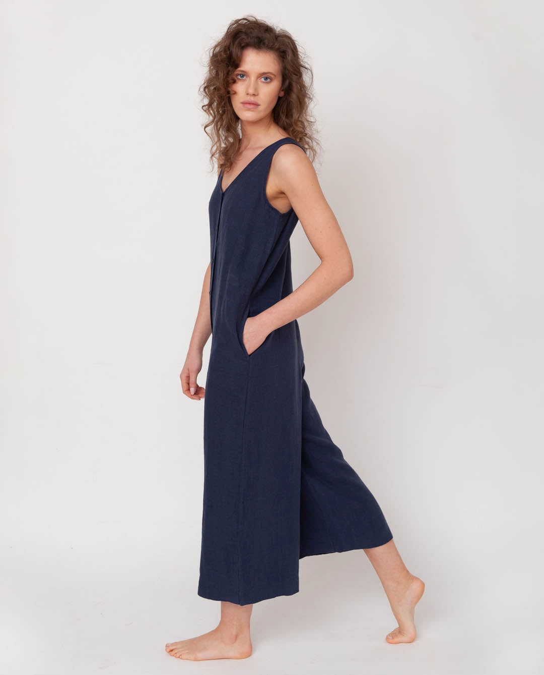 Gianna Linen Jumpsuit In Midnight