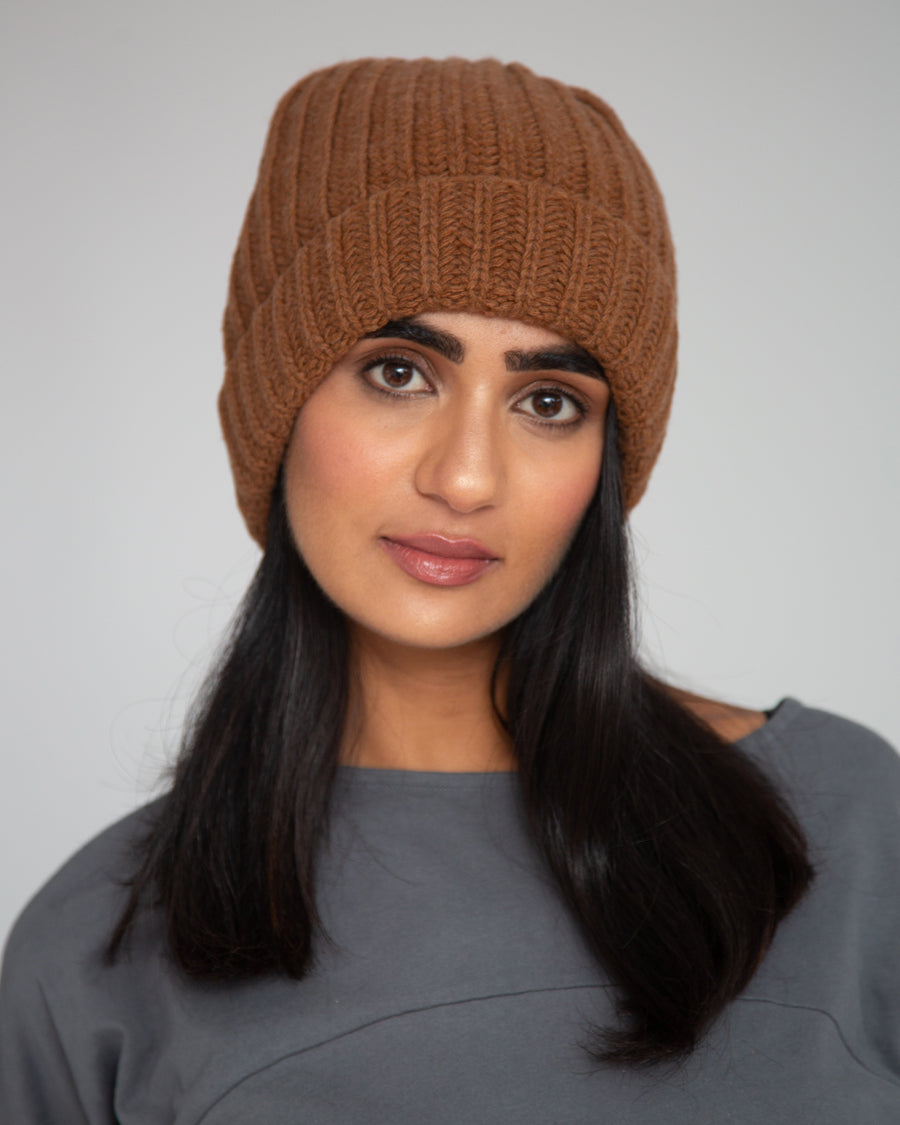 Giselle Virgin Wool Hat In Tan