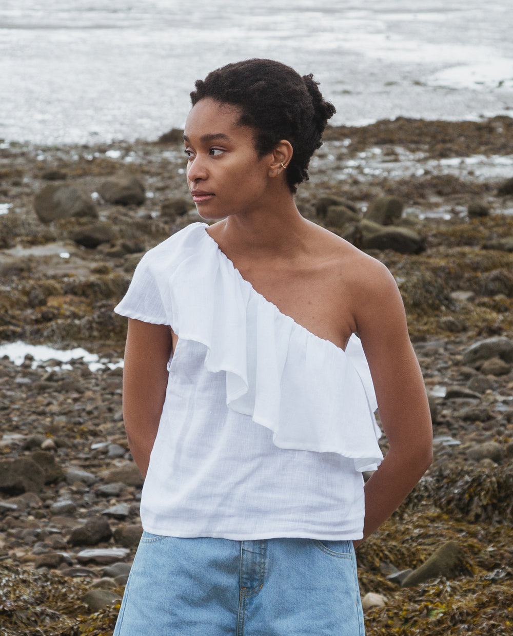 Isabelle Linen Top In Off White