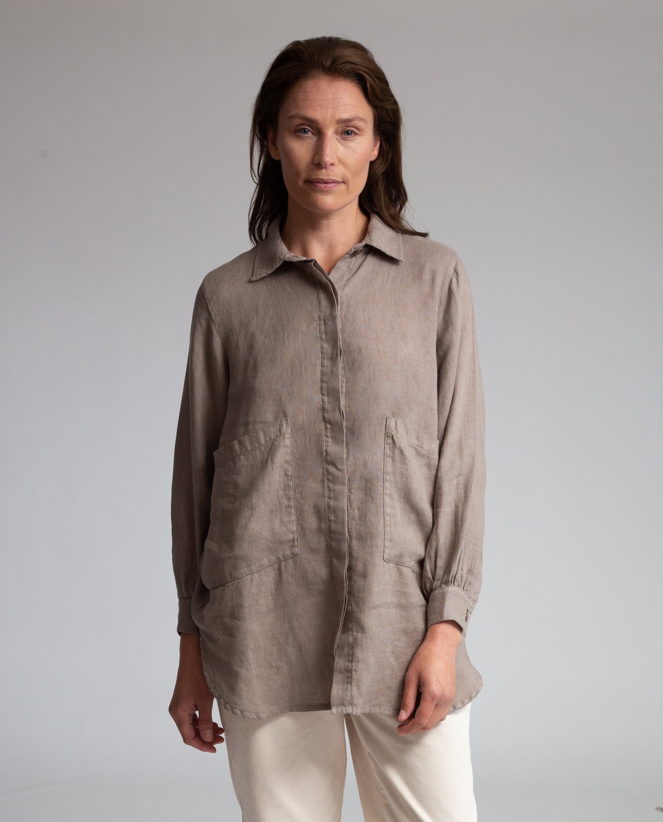 Jacqueline Linen Shirt In Olive