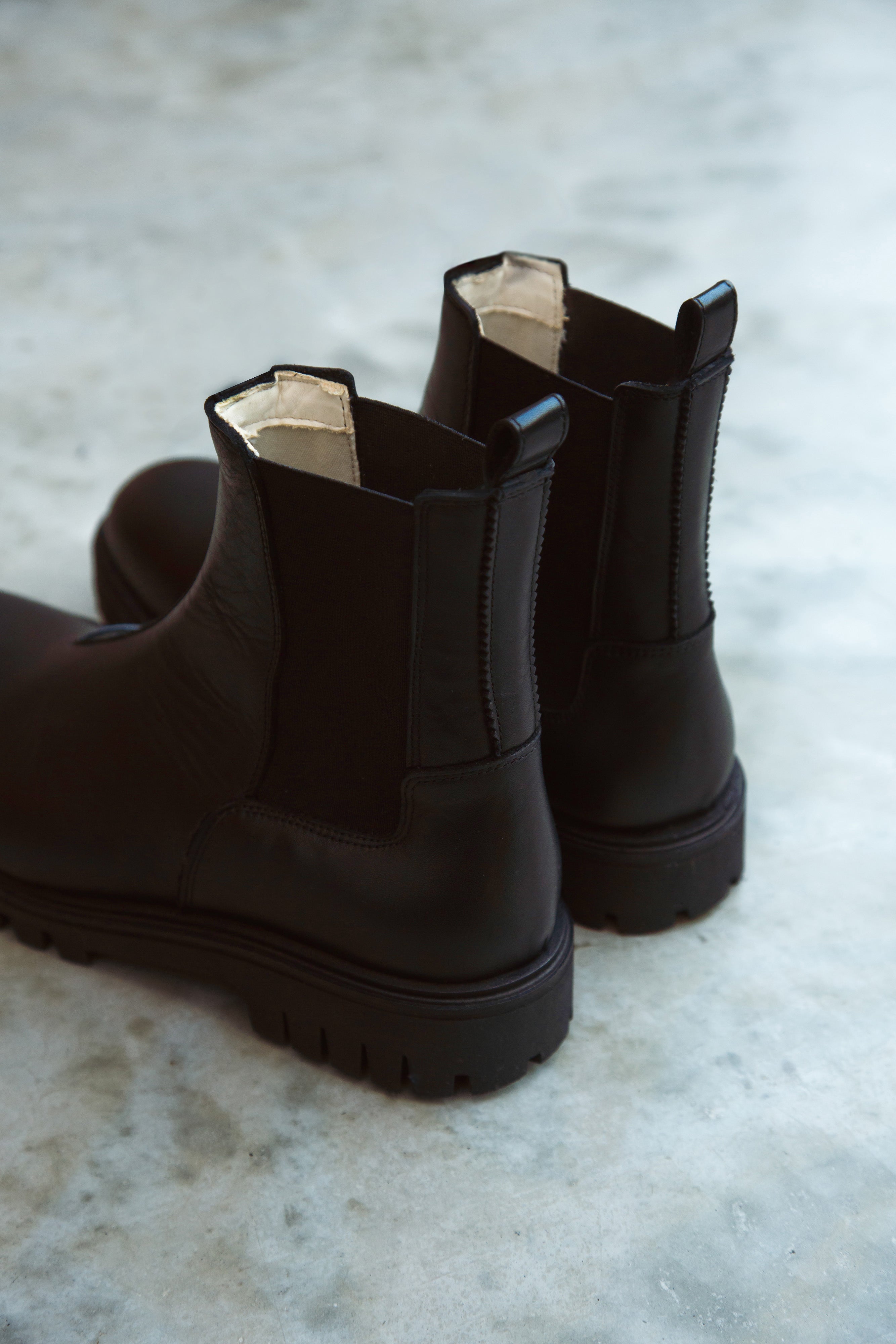 Milan Chelsea Boot In Brown