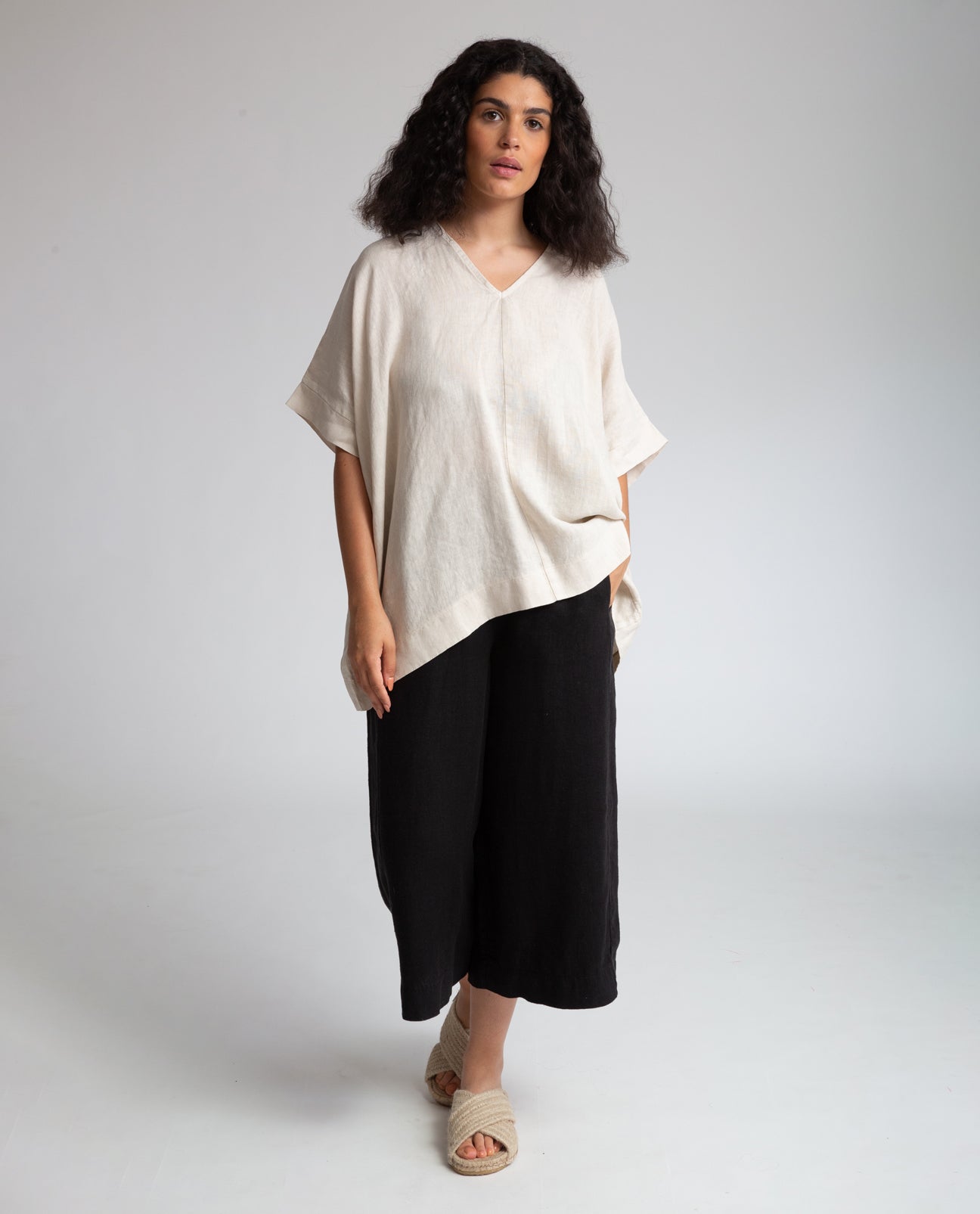 Nicole-May Linen Trousers In Black