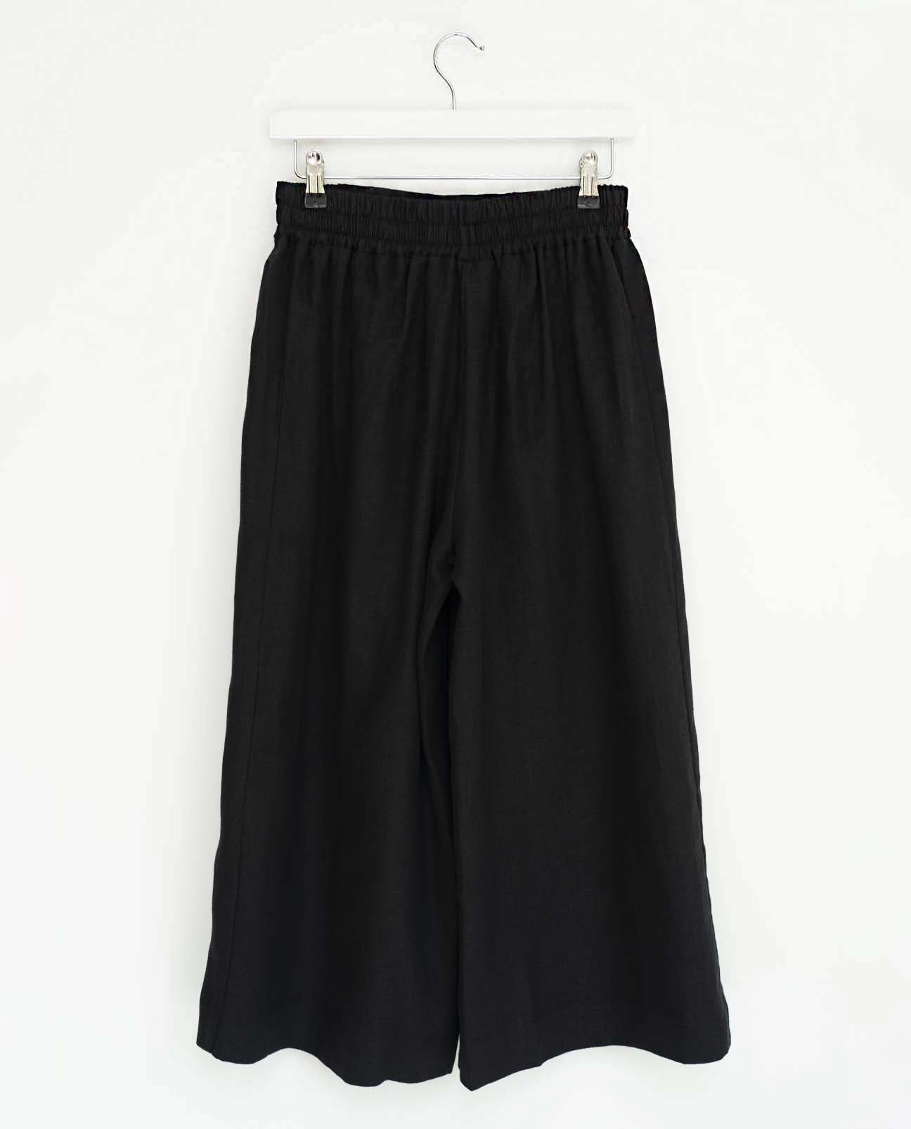 Nicole-May Linen Trousers In Black
