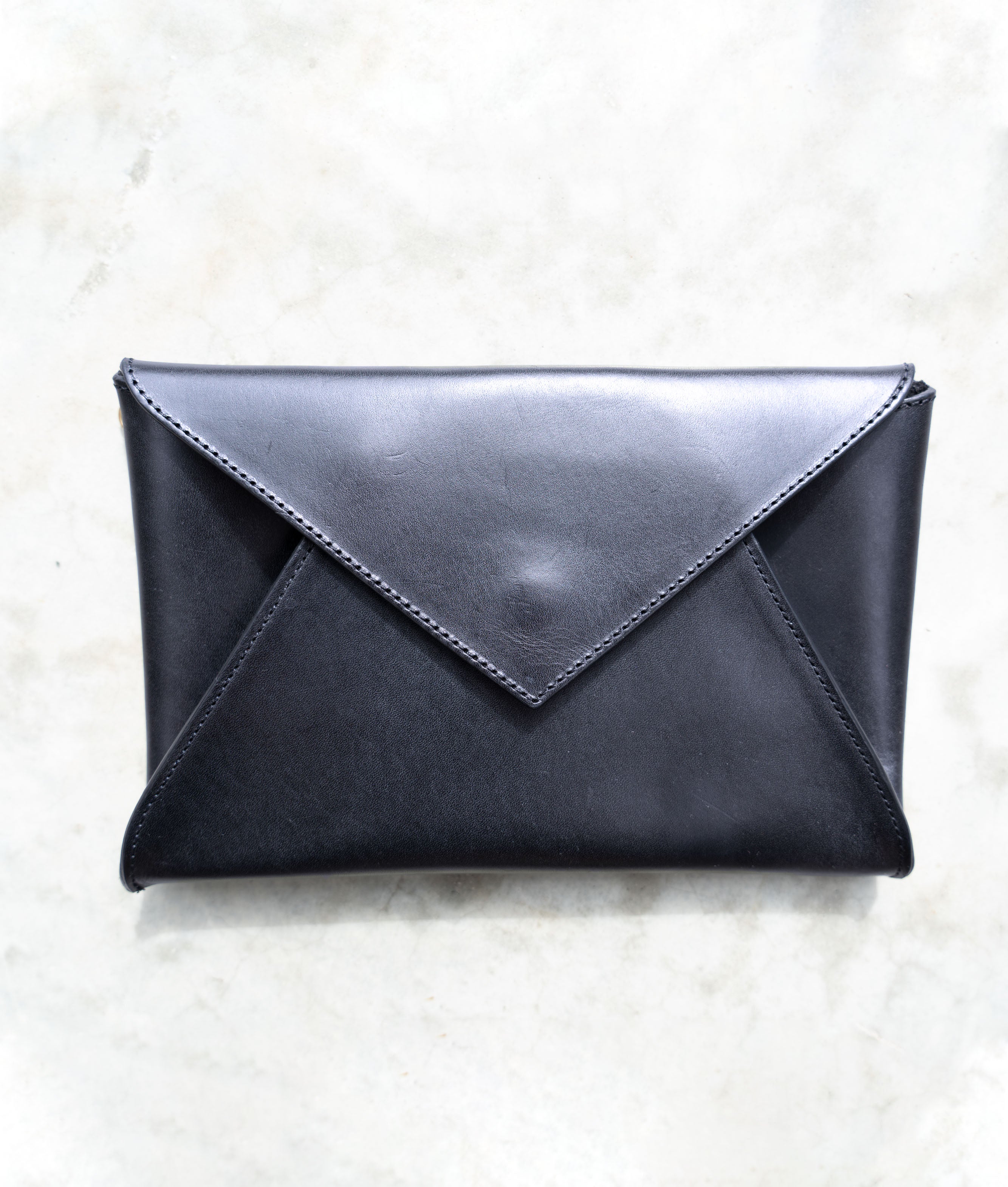 Pamplona Leather Envelope Clutch Bag in Dark Navy