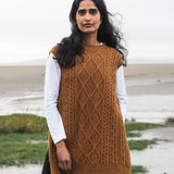 Pippa Lambs Wool Vest In Tan
