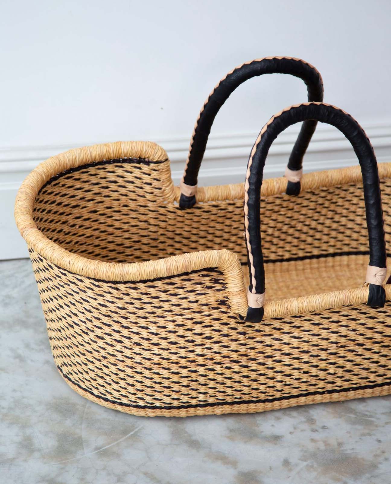 SISI Handwoven Moses Basket With Leather Handles