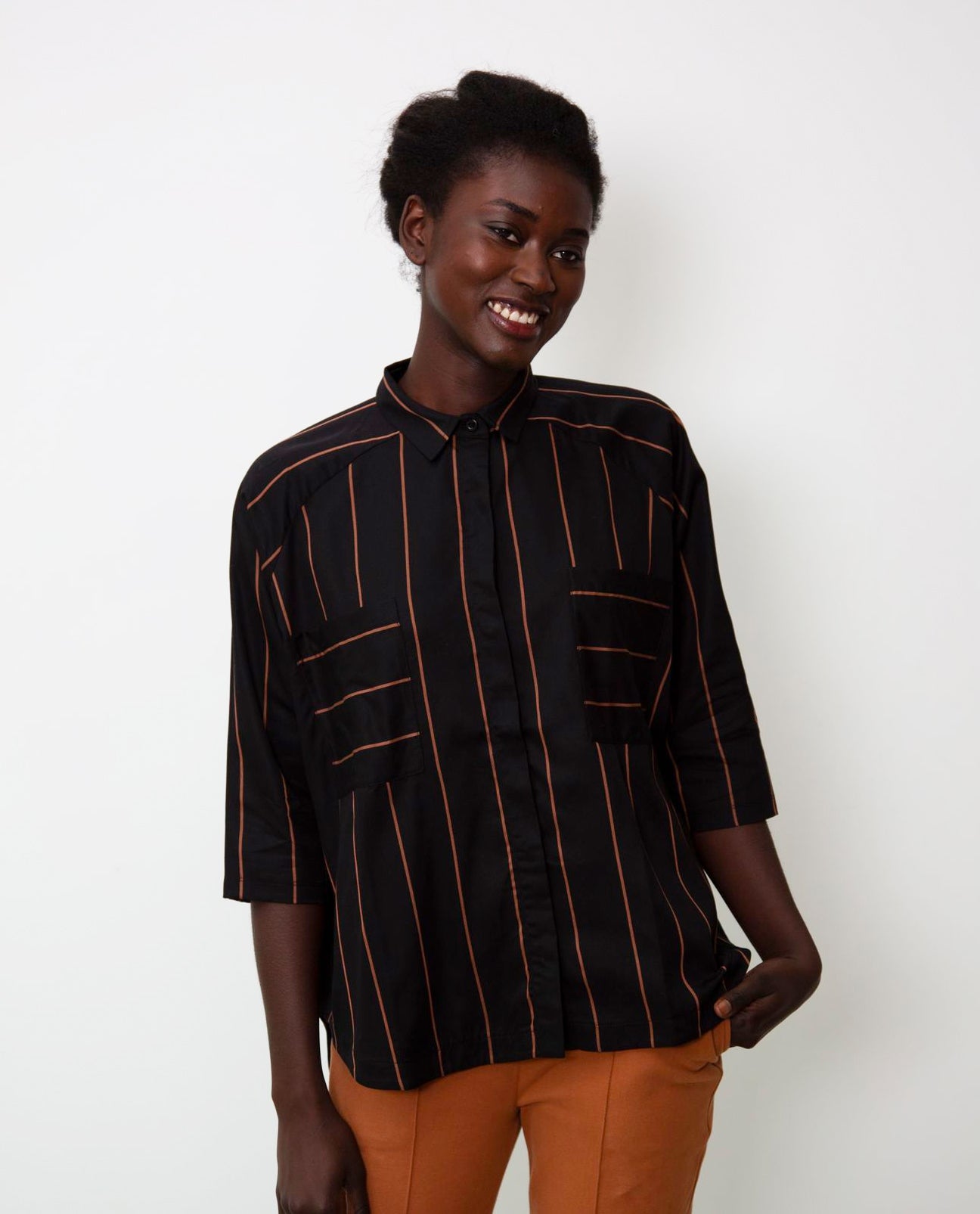 Stephanie-Sue Tencel Shirt In Black & Tan