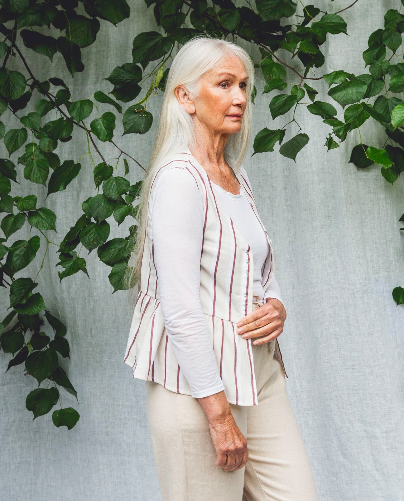 Tamsin-Sue Linen Blouse In Cream & Plum