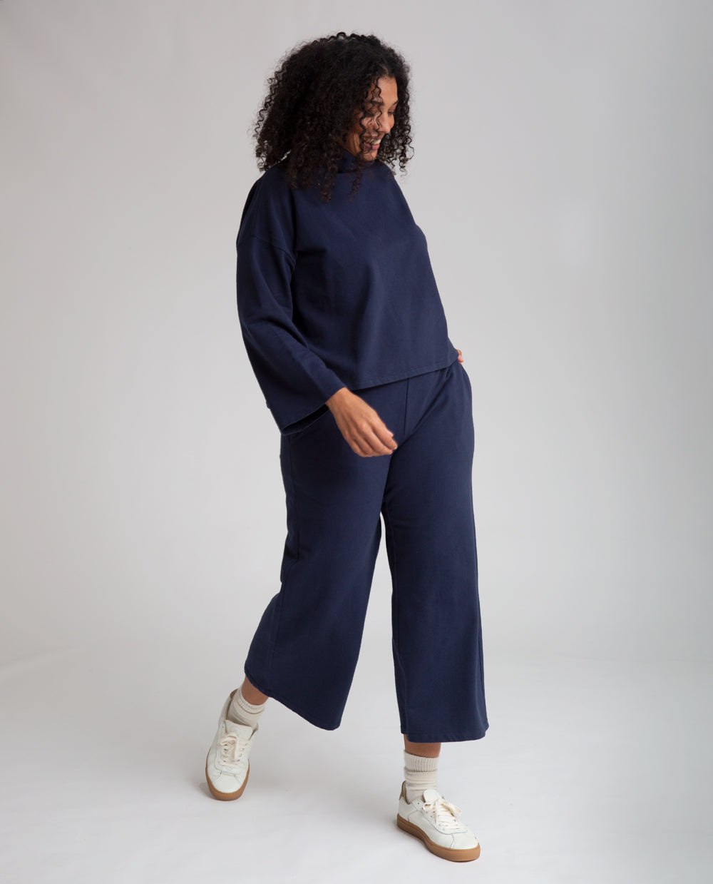 Winona Organic Cotton Trousers In Navy