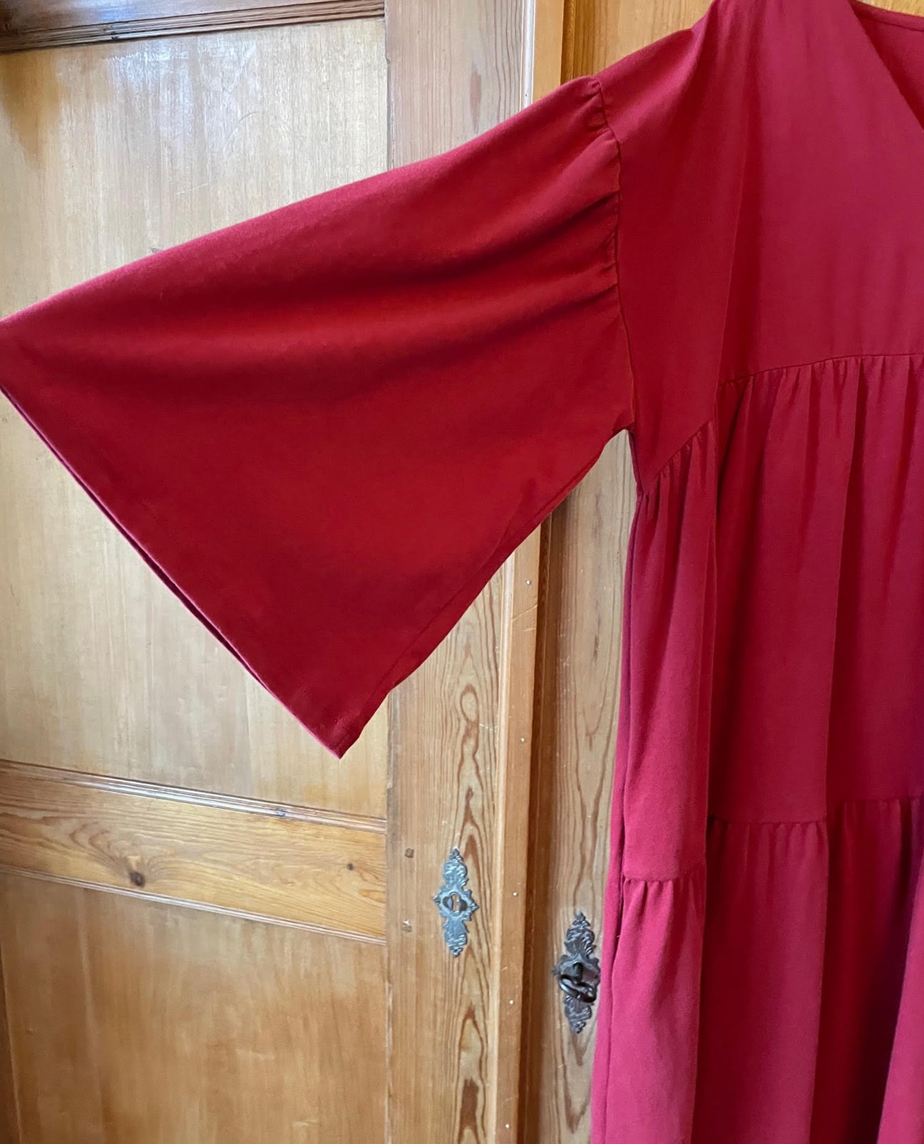 Yara Organic Cotton Dress in Cranberry XS